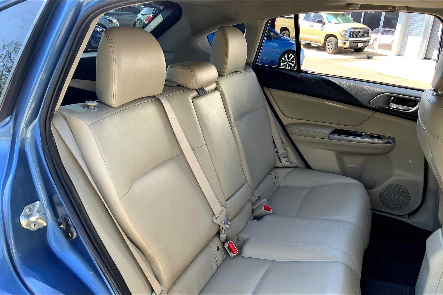 2015 Subaru Crosstrek Hybrid Touring photo 17