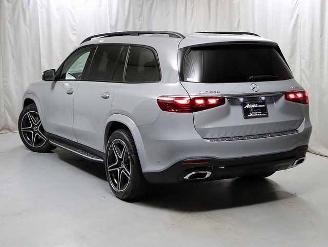 2026 Mercedes Benz GLS 450 4MATIC photo 9