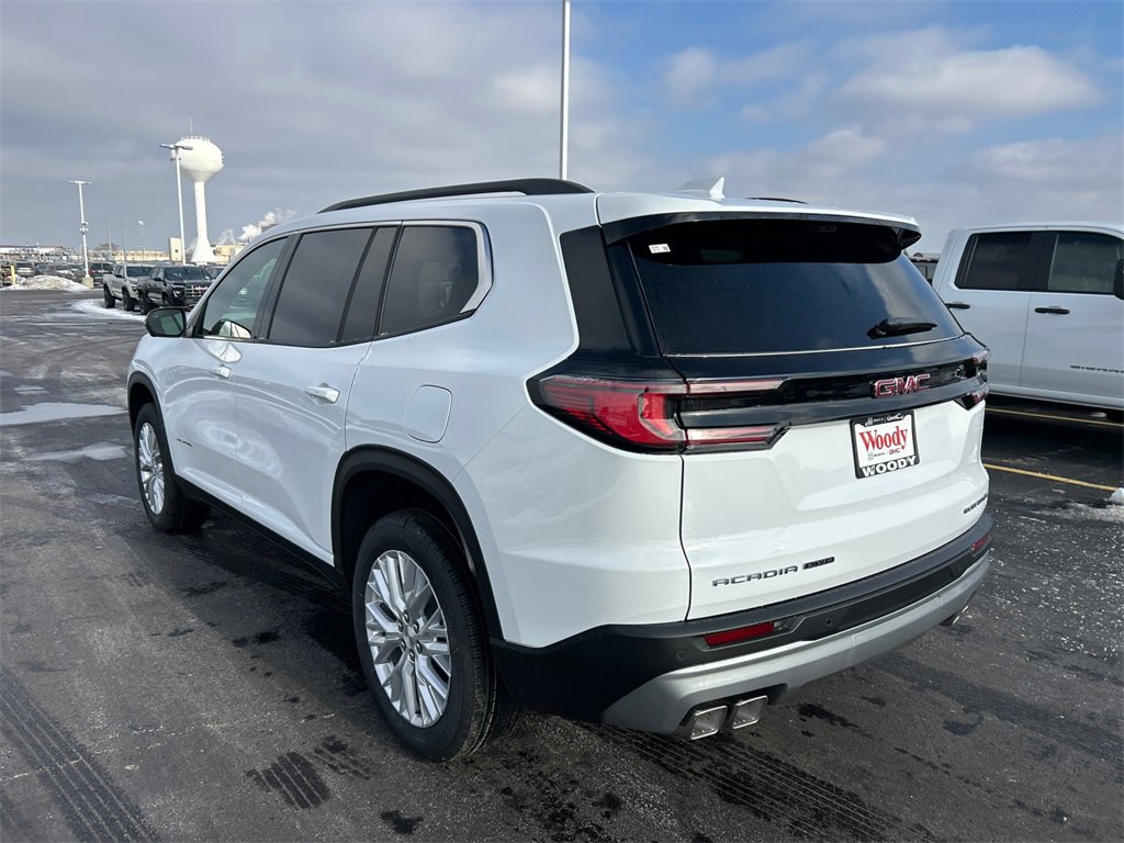 2026 GMC ACADIA - Image 5