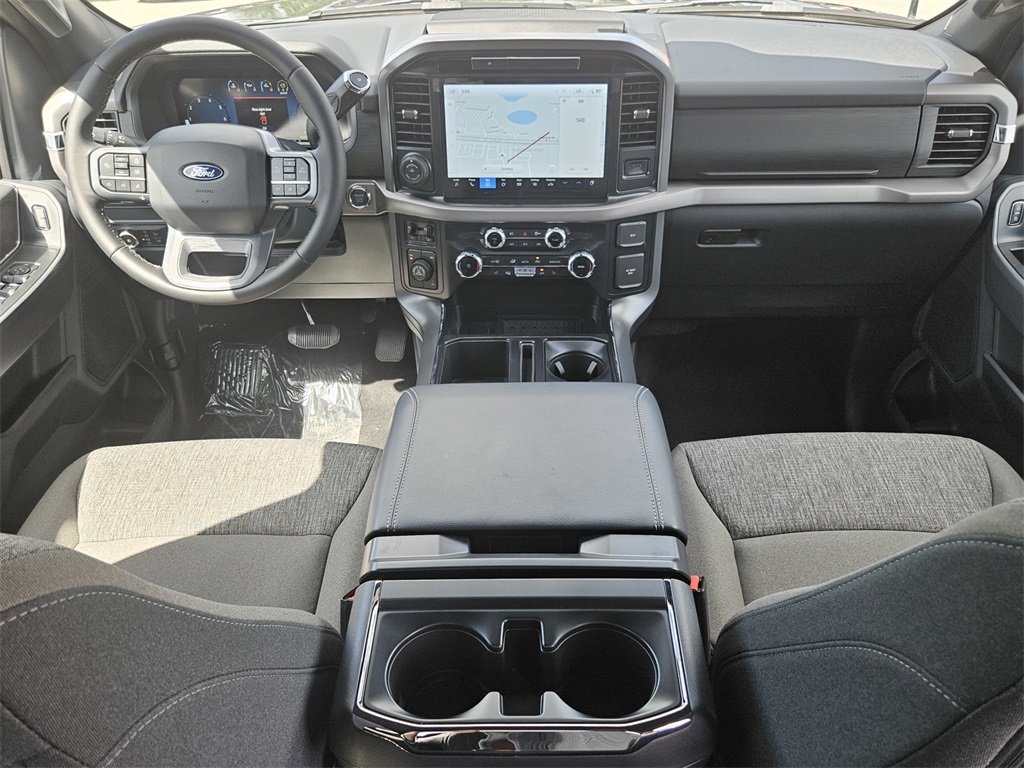 2025 Ford F-150 XLT photo 31