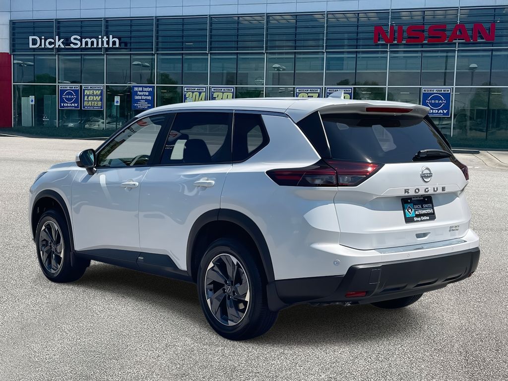 2026 Nissan Rogue SV photo 3