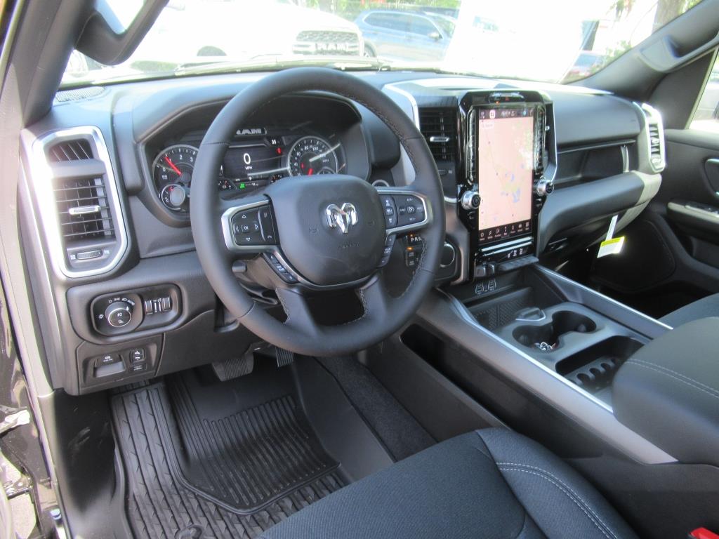 2025 Ram 1500 Big Horn Lone Star photo 16