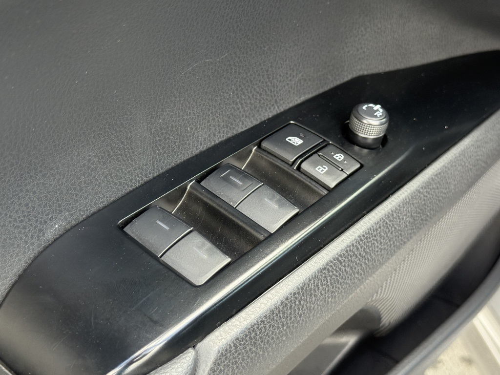 2025 Toyota Camry XSE photo 12