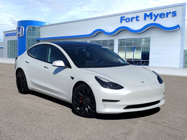 2022 Tesla Model 3 Performance's photo