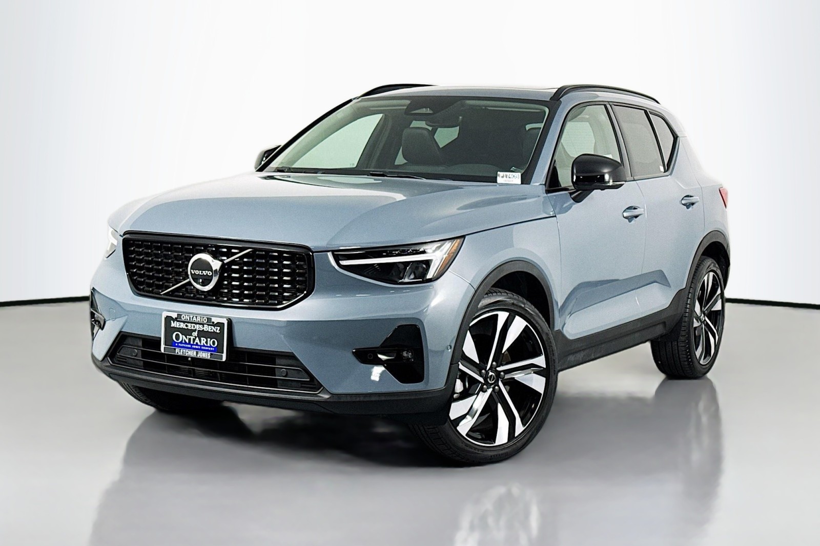 2023 Volvo XC40 Ultimate