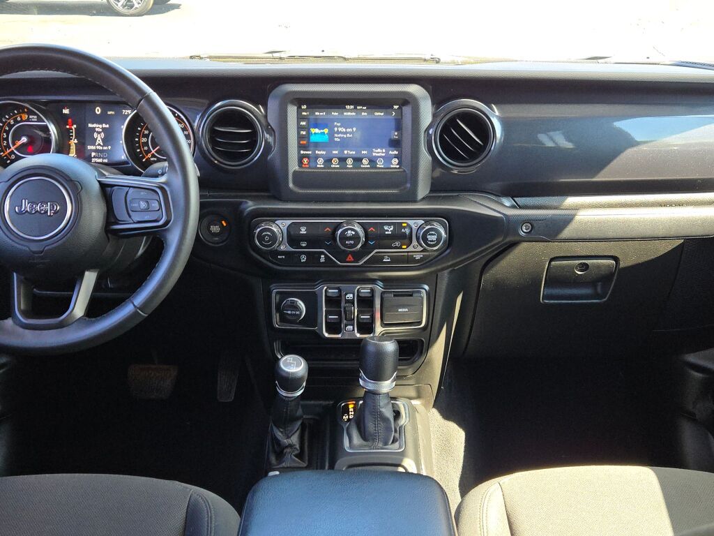 2022 Jeep Gladiator Altitude photo 23