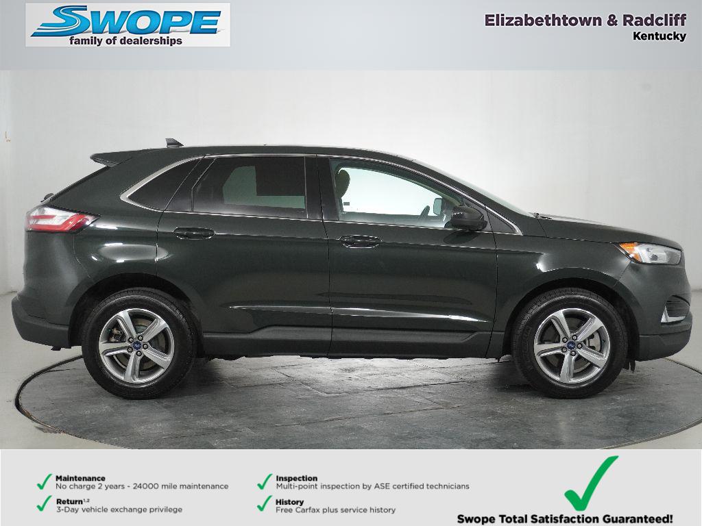 2022 Ford Edge SEL photo 2
