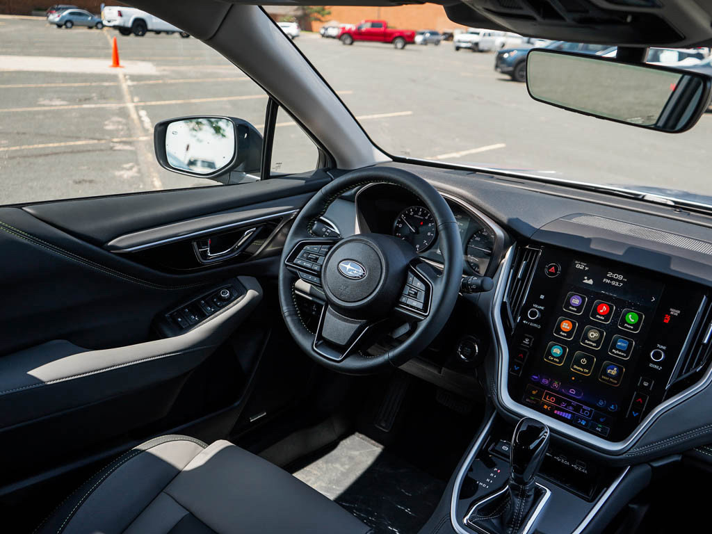 2025 Subaru Outback Onyx Edition photo 13
