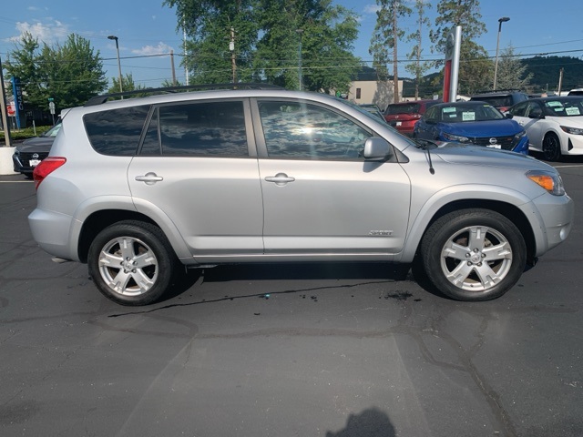 Used 2006 Toyota RAV4 Base with VIN JTMBD32VX66007762 for sale in Grants Pass, OR