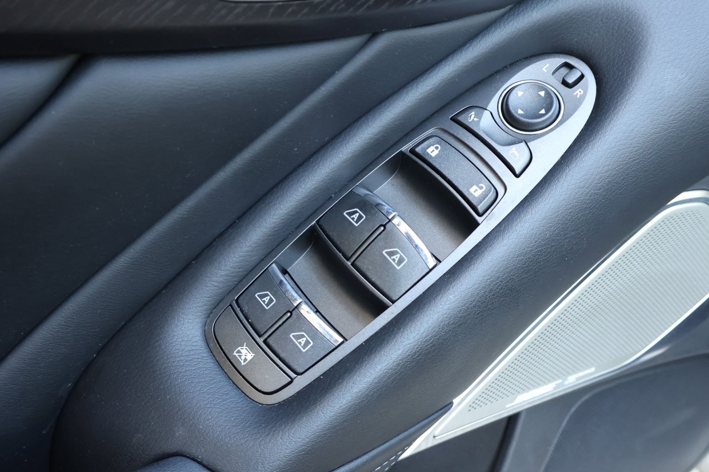 2022 Infiniti Q50 Sensory photo 15