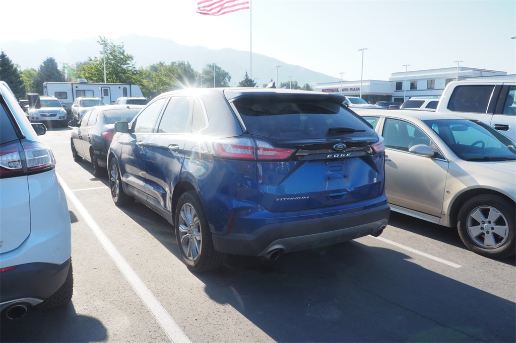 2022 Ford Edge Titanium photo 4