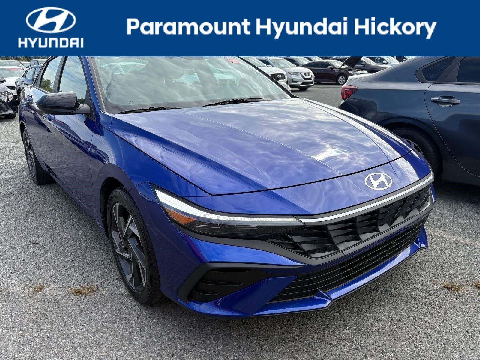 2025 Hyundai Elantra SEL's photo