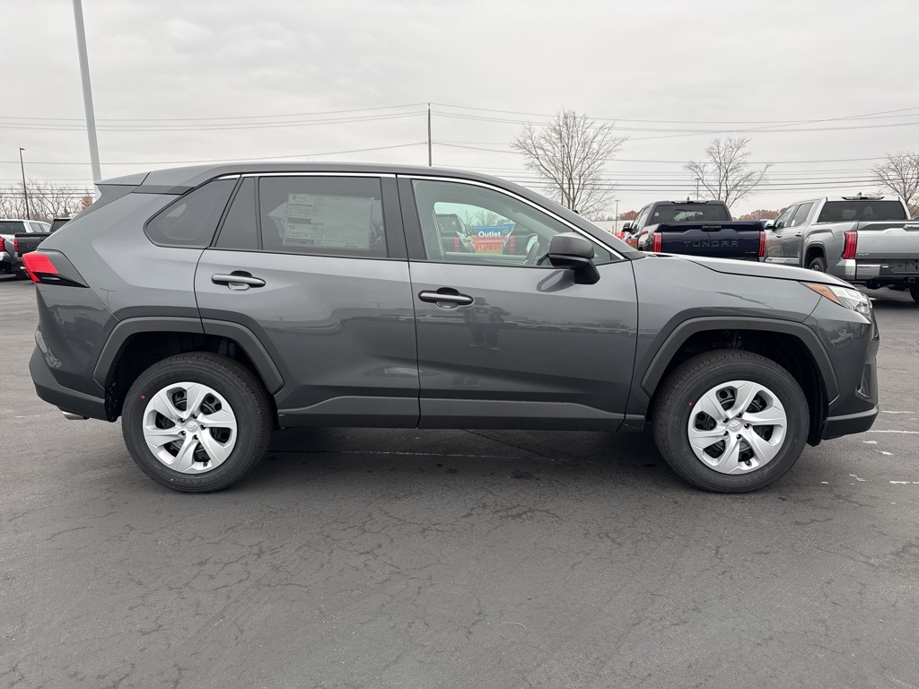 2025 Toyota RAV4 LE photo 3