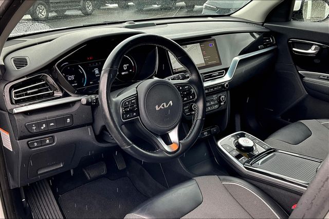 2022 Kia Niro EV EX photo 11