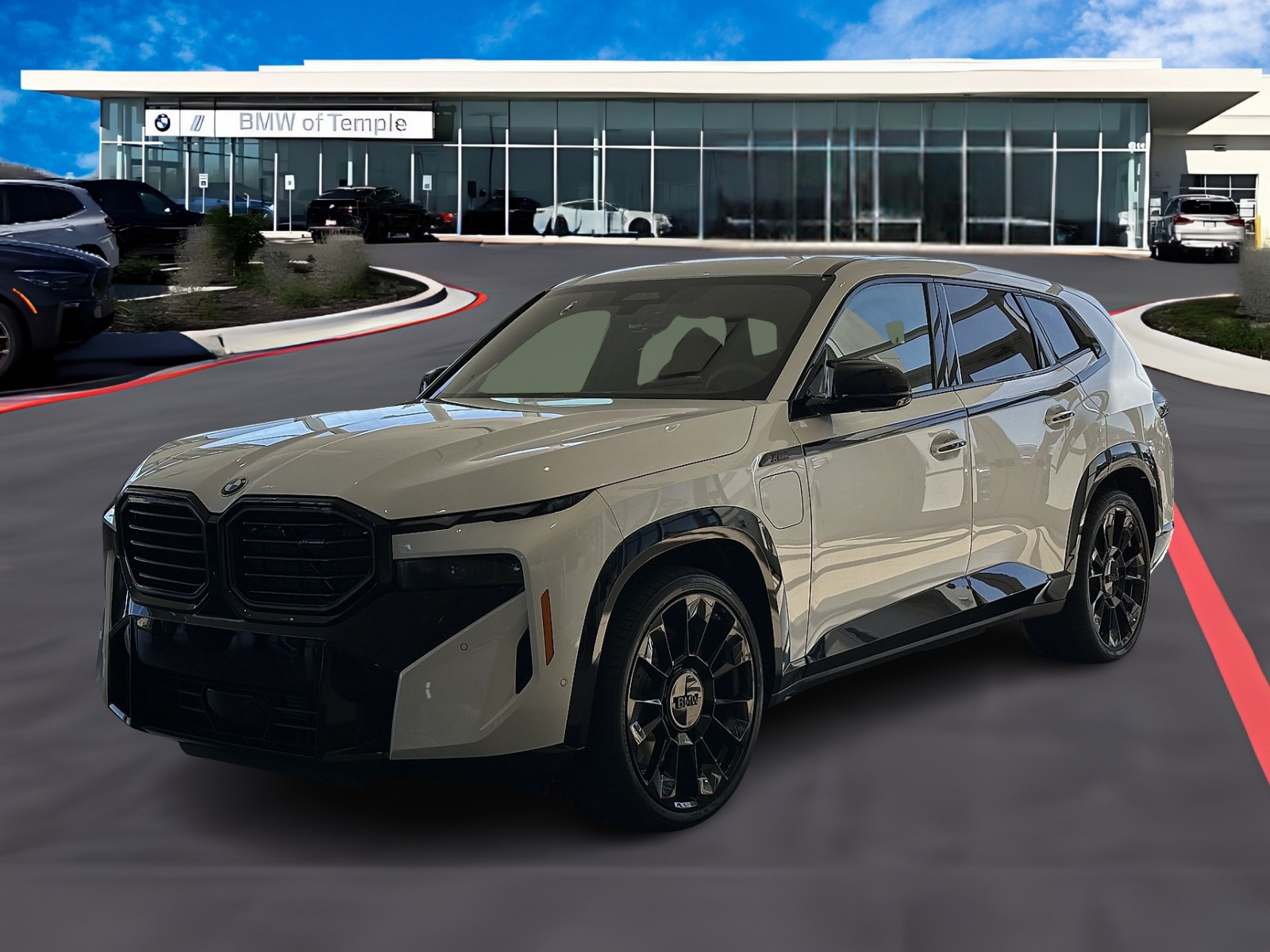 2026 BMW XM Base's photo