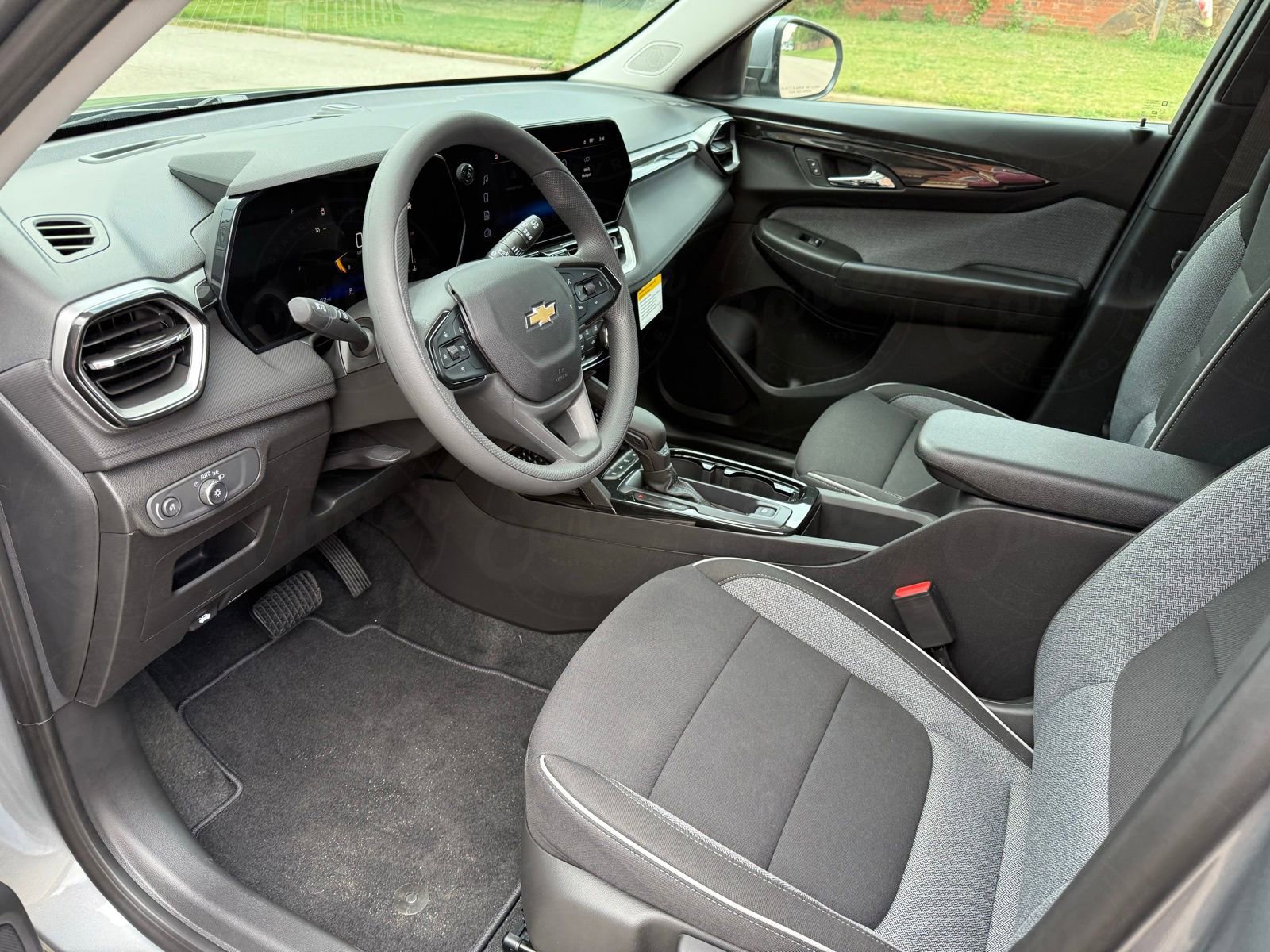 2026 Chevrolet Trailblazer LT photo 16