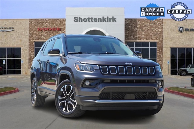 2022 Jeep Compass Limited's photo
