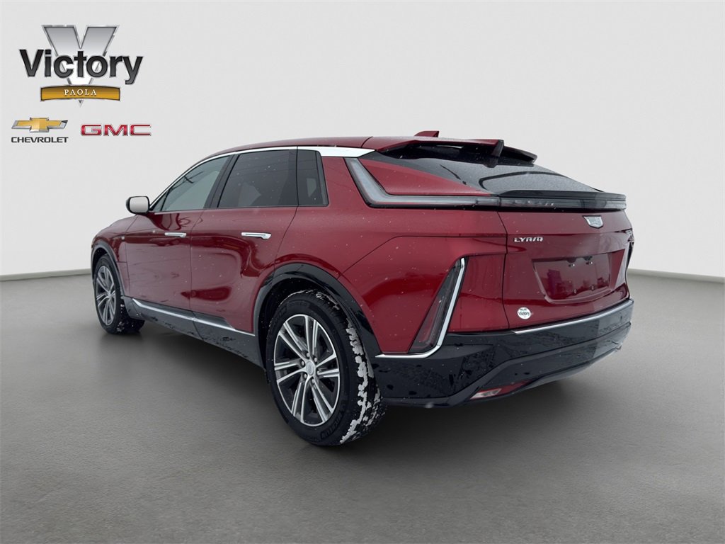 2024 Cadillac Lyriq Luxury photo 4