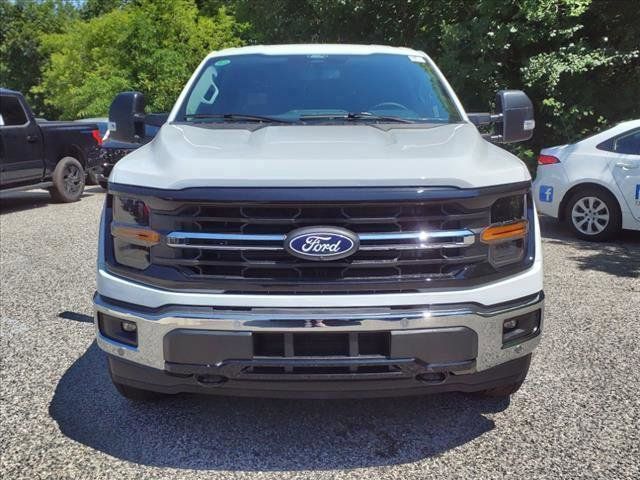 2024 Ford F-150 XLT photo 2