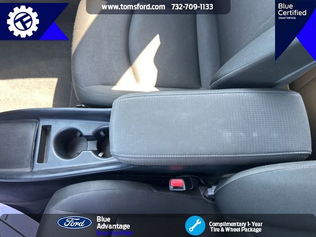 2021 Toyota Prius L photo 14