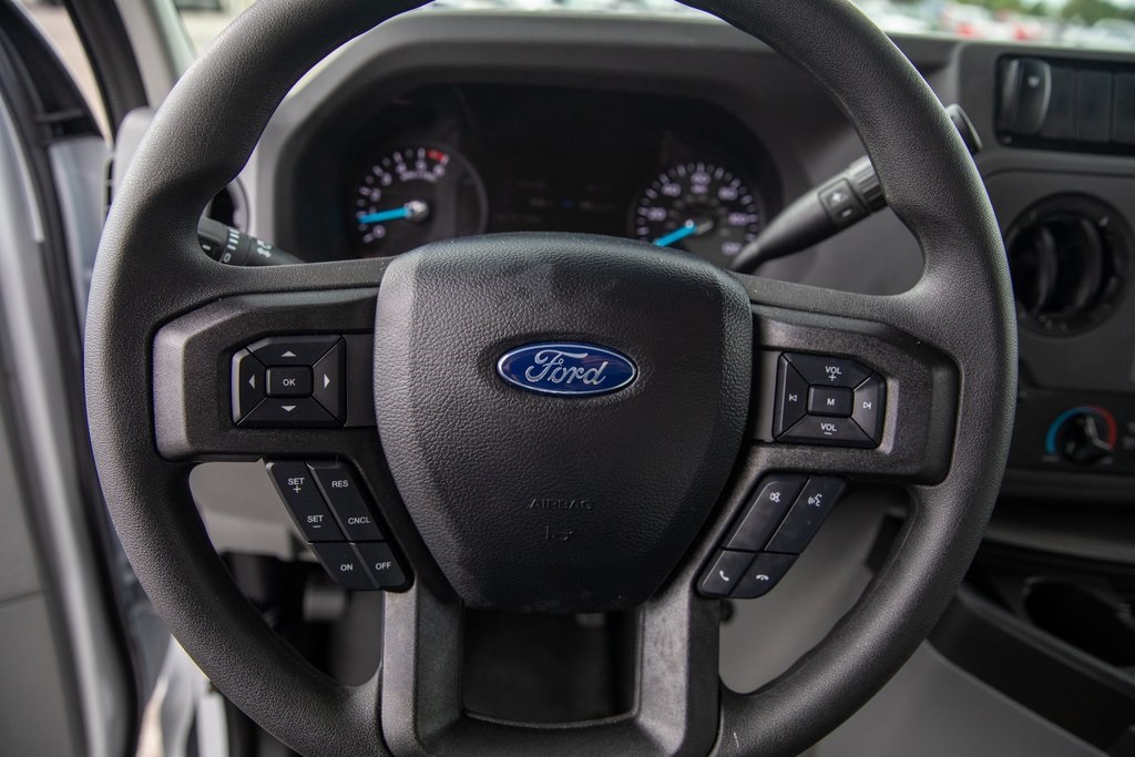 2026 Ford E-450 photo 22