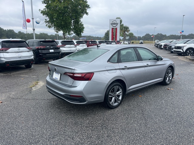 2024 Volkswagen Jetta 1.5T SE photo 4