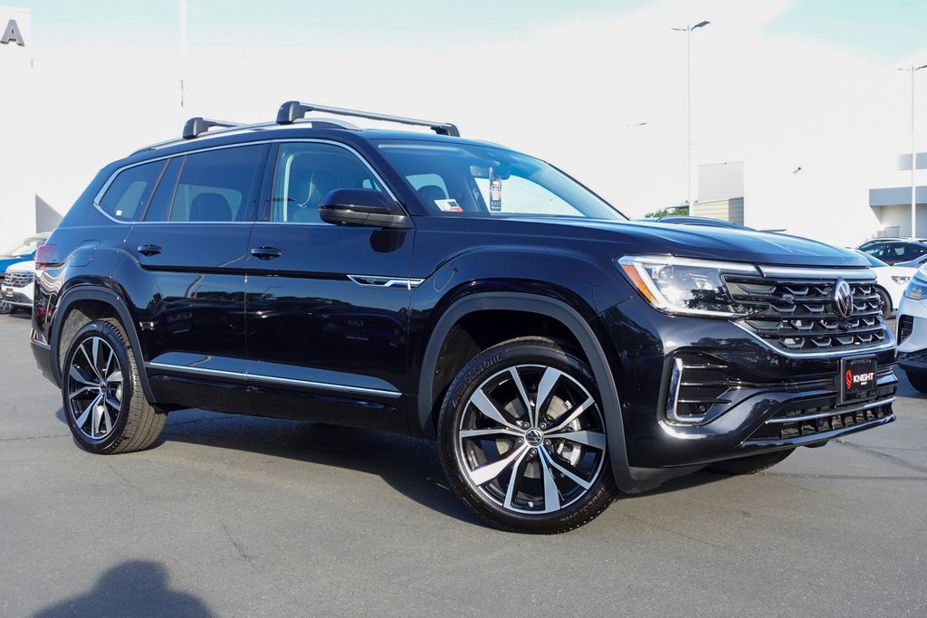 2025 Volkswagen Atlas SEL Premium R-Line photo 2