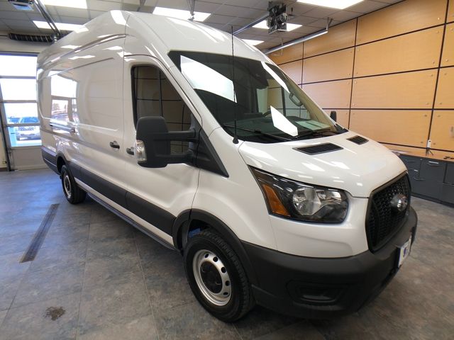 2024 Ford Transit Base's photo