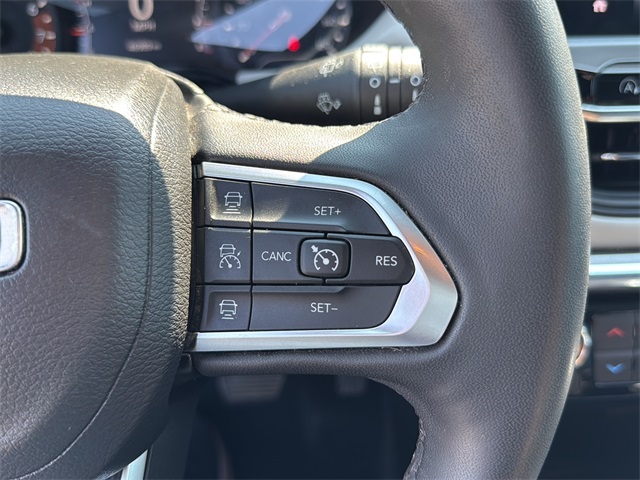 2024 Jeep Compass Limited photo 9