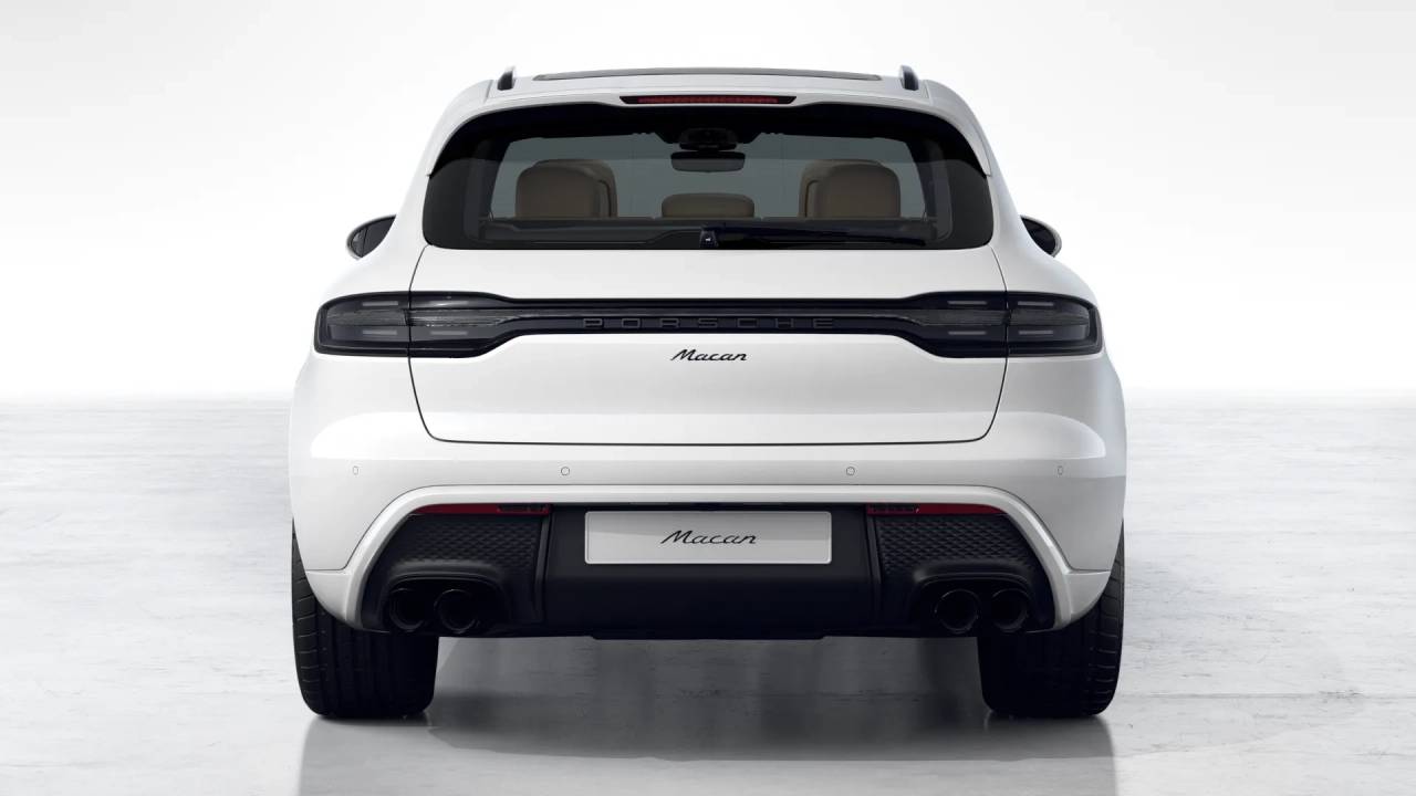 2026 Porsche Macan T photo 8