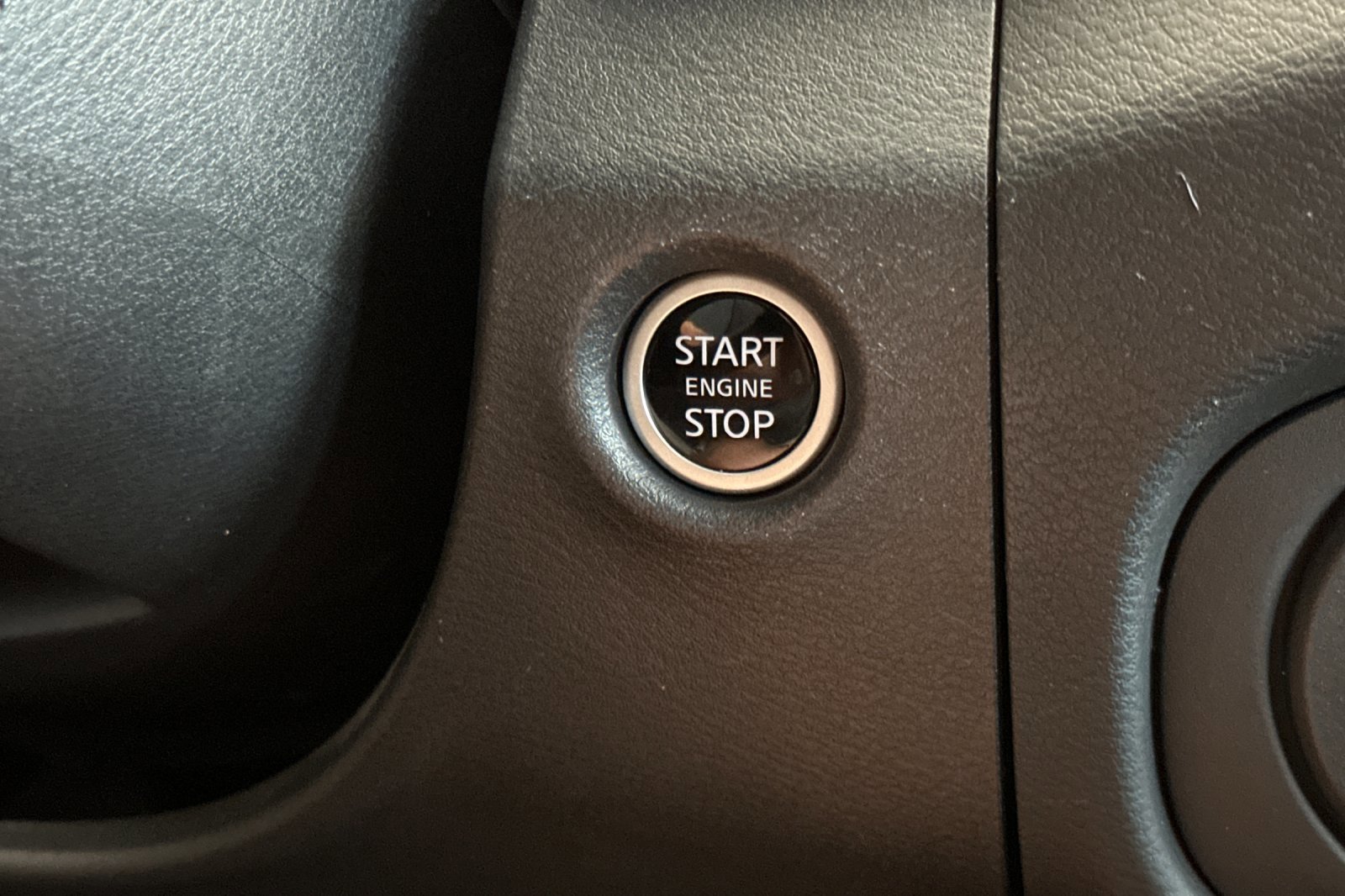 2024 Nissan Frontier S photo 21