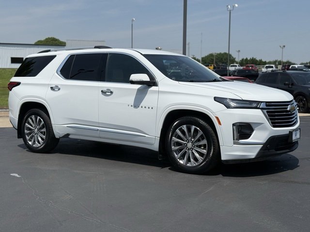 Used 2022 Summit White Chevrolet Premier image 1