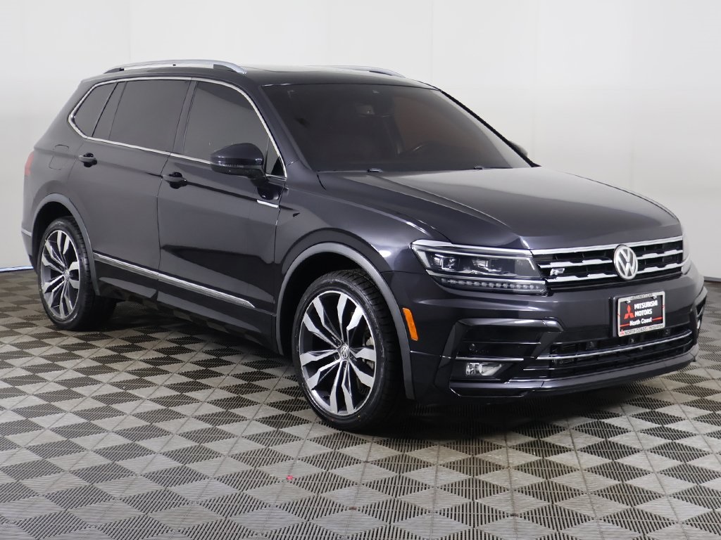 2020 Volkswagen Tiguan SEL Premium R-Line photo 2