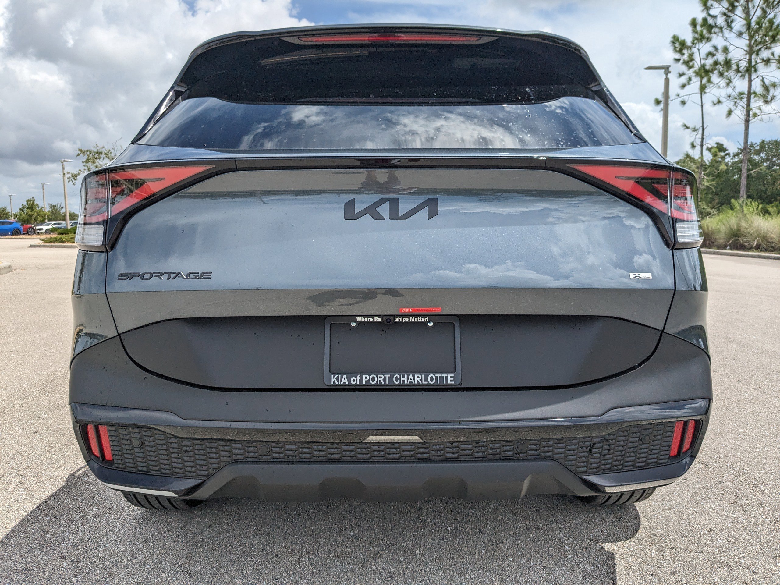 2025 Kia Sportage Plug-In Hybrid X-Line Prestige photo 2
