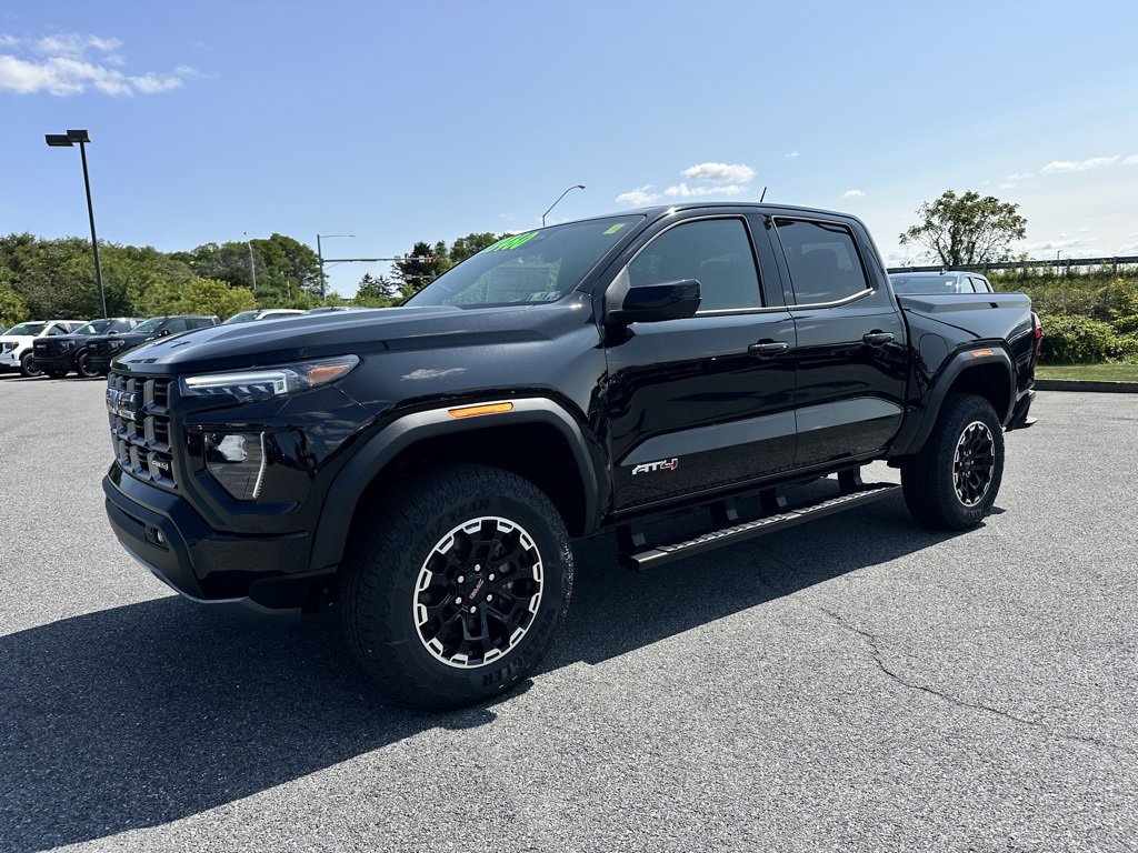 2026 Gmc Canyon AT4 photo 2