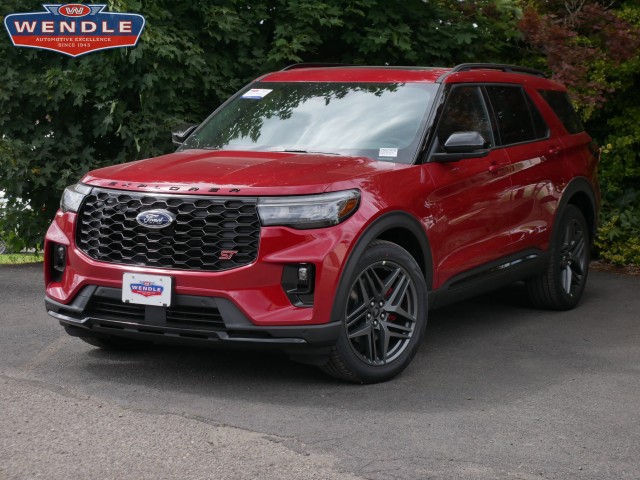 2025 Ford Explorer ST's photo