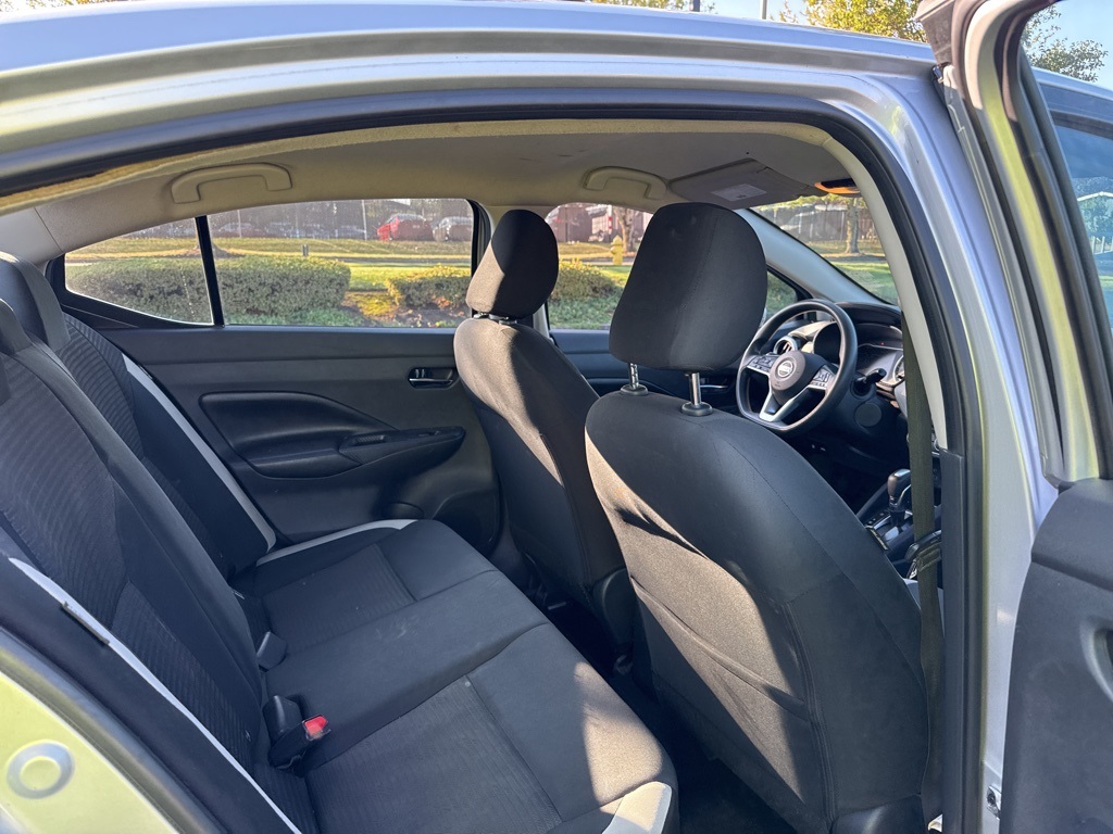2020 Nissan Versa 1.6 SV photo 19