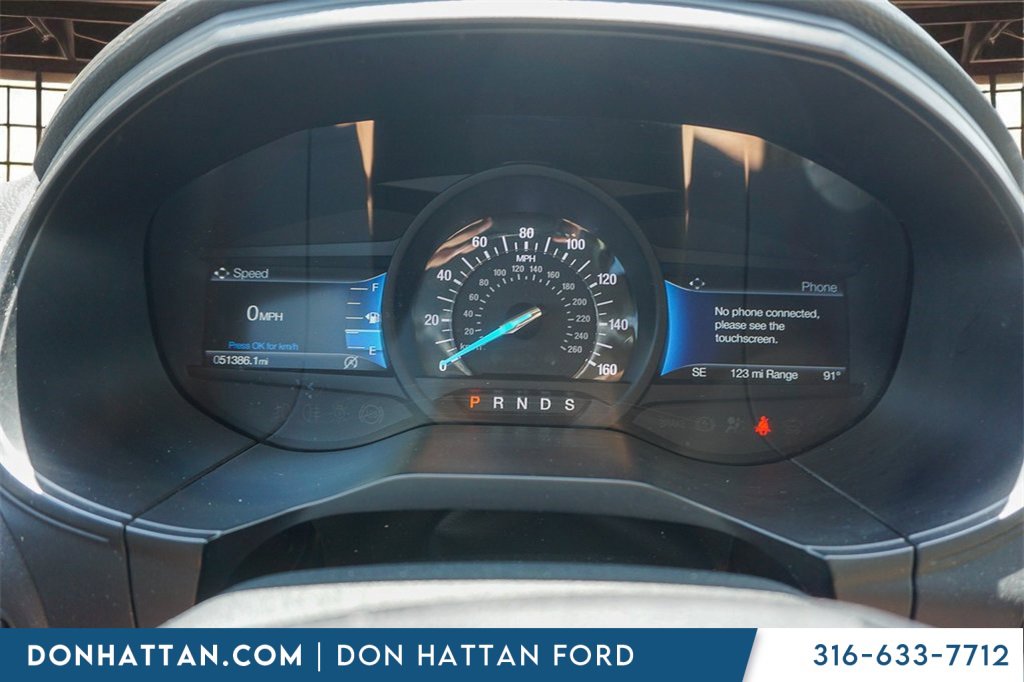 2022 Ford Edge SEL photo 5