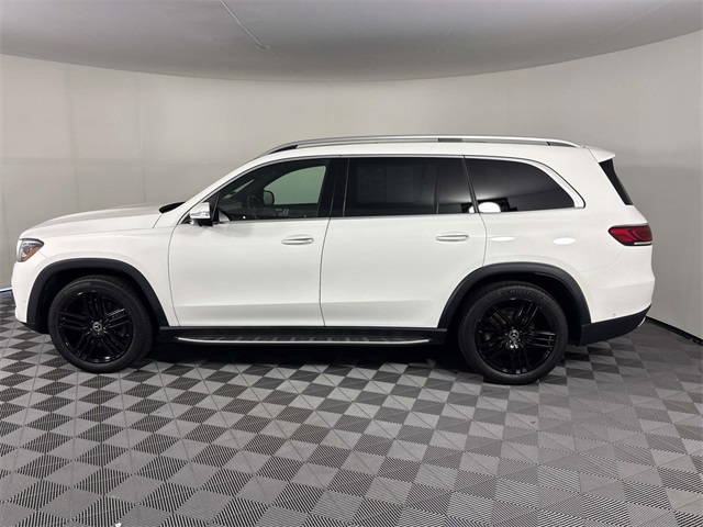 2022 Mercedes Benz GLS 450 4MATIC photo 3