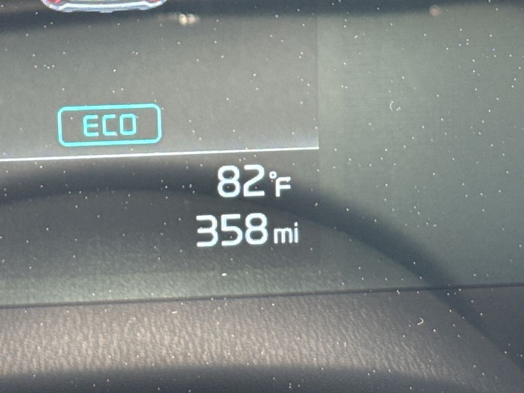 2025 Kia Niro EX Touring photo 24