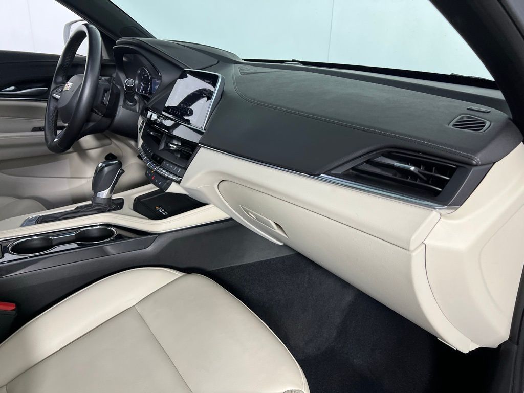 2024 Cadillac CT4 Luxury photo 27