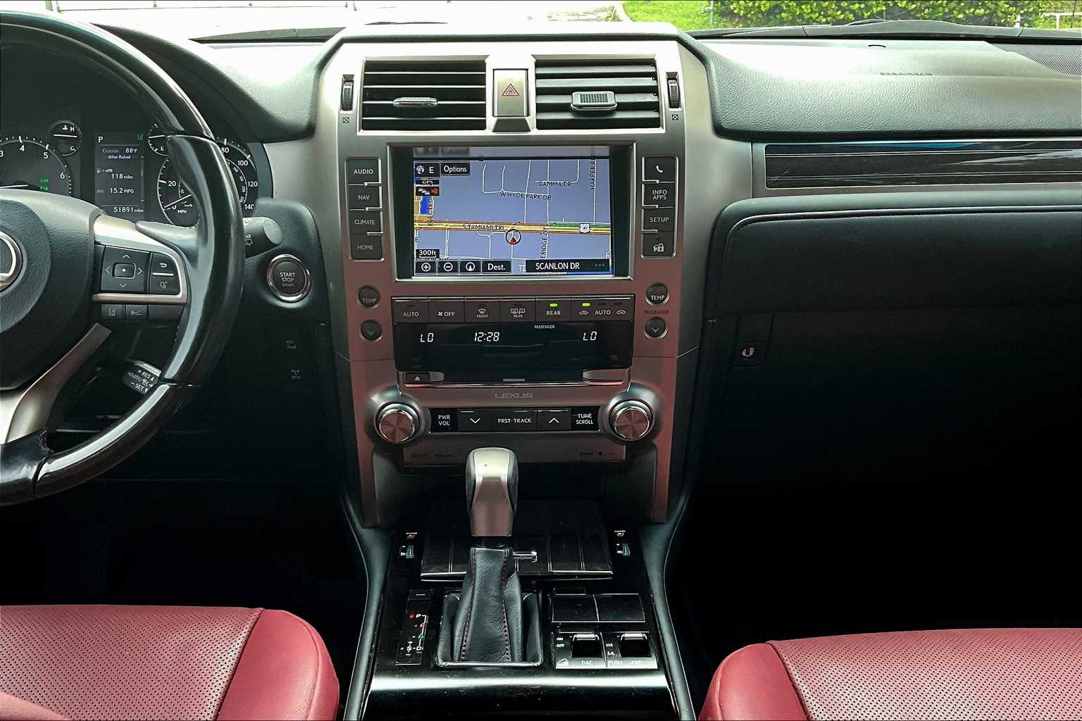 2021 Lexus GX Premium photo 3