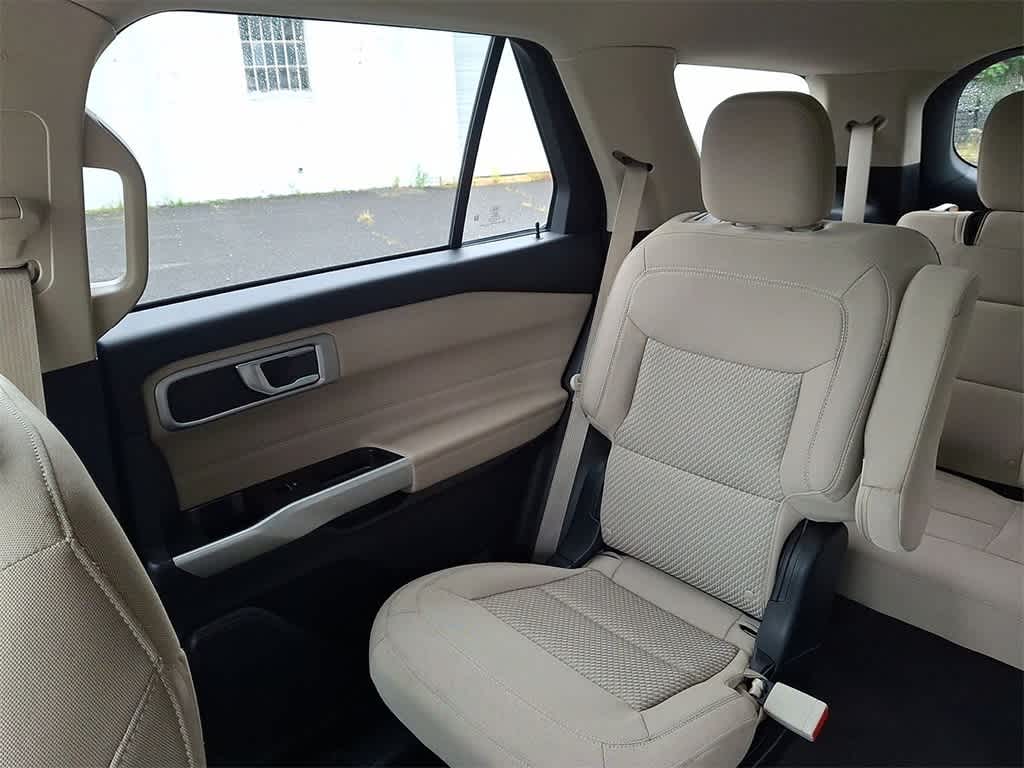 2022 Ford Explorer XLT photo 8