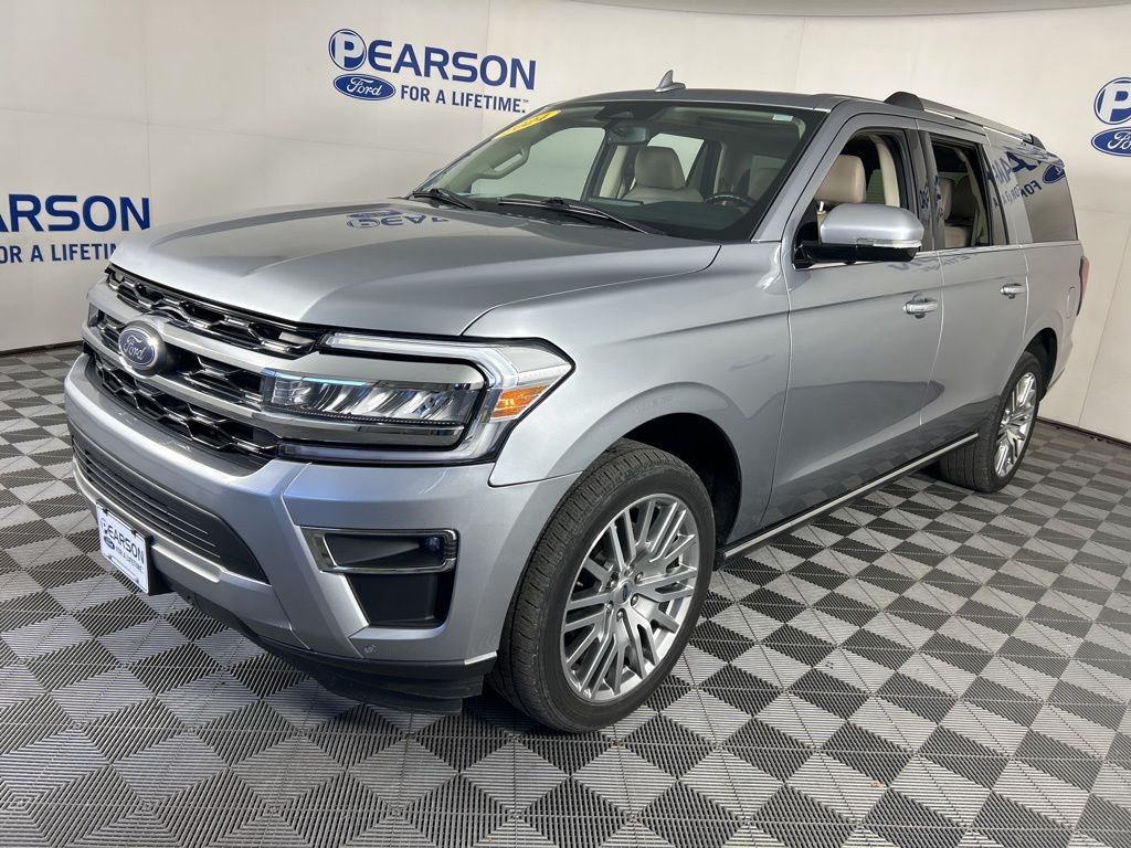 2024 Ford Expedition Limited's photo