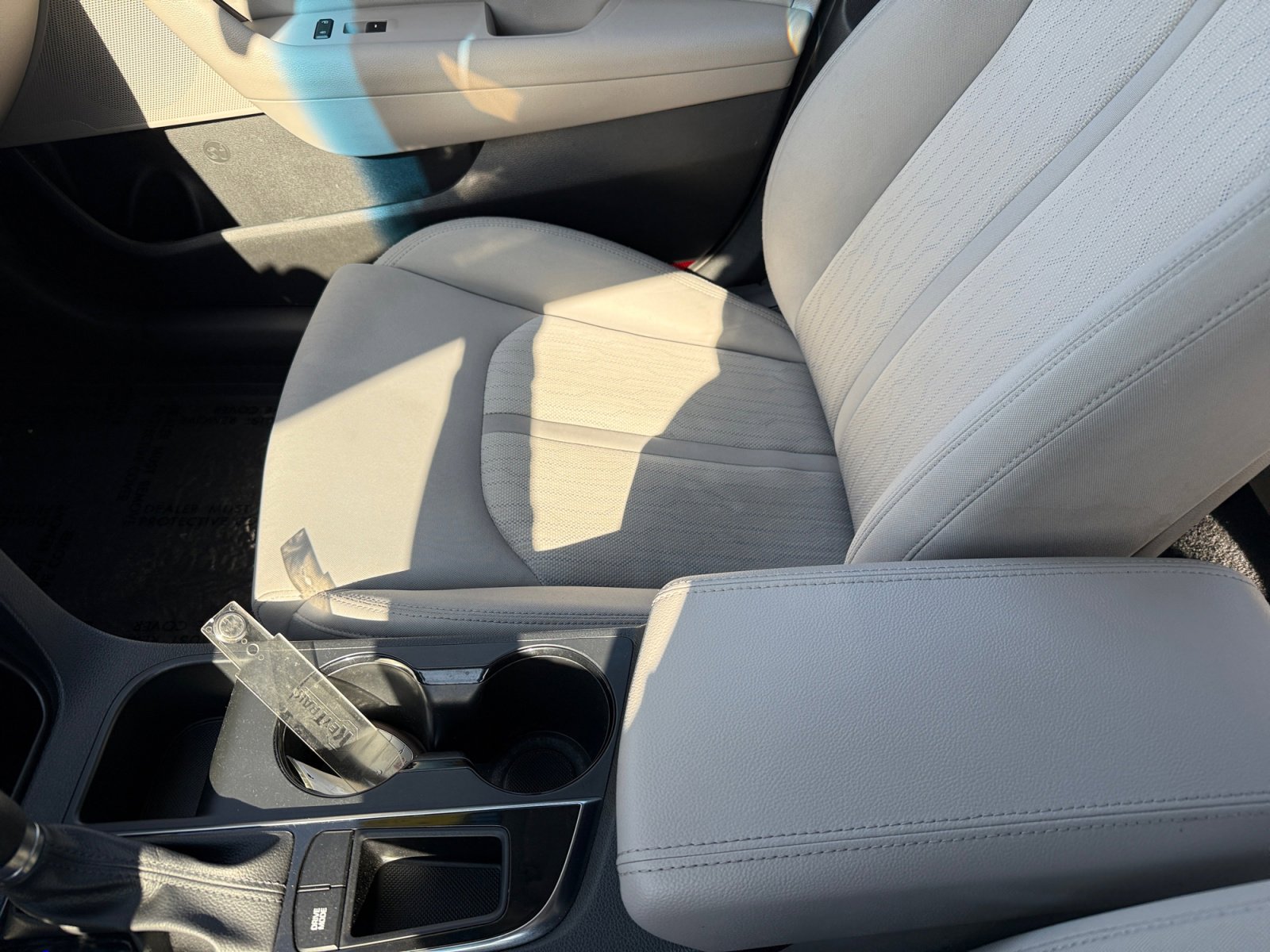 2017 Hyundai Sonata Hybrid SE photo 14