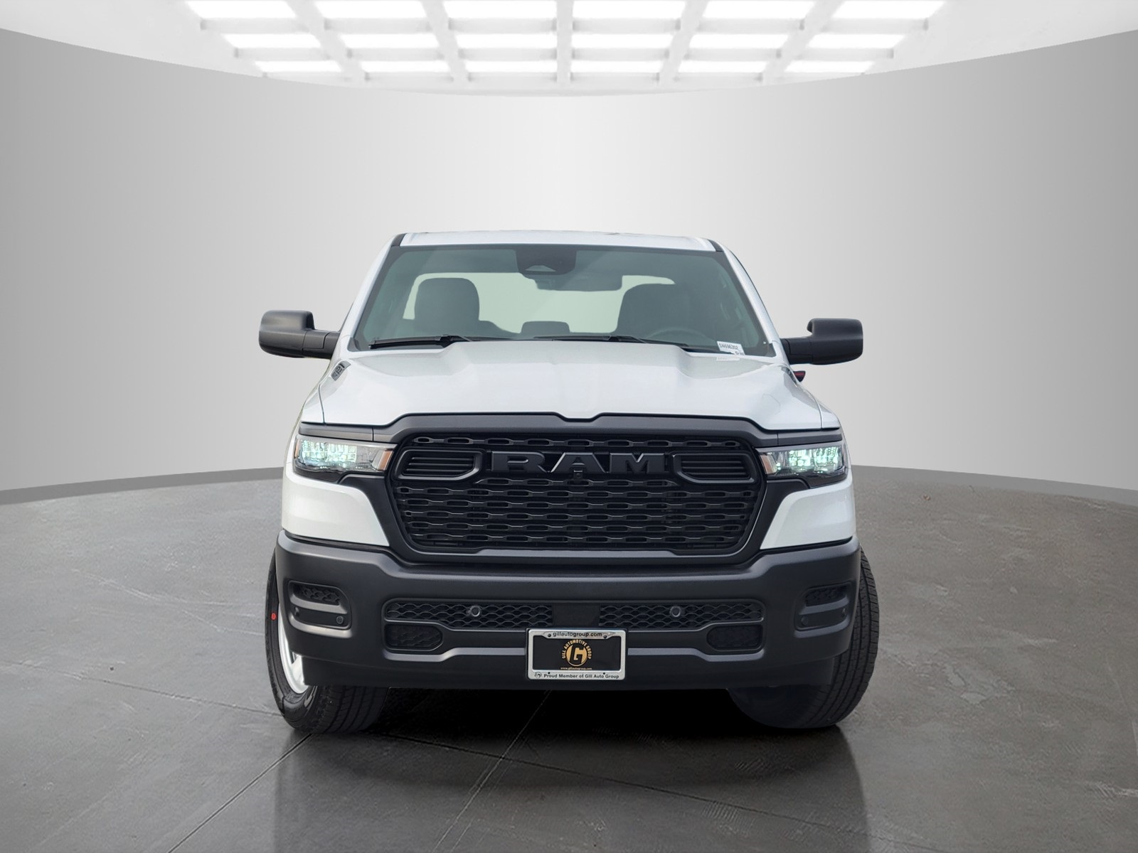2025 Ram 1500 Tradesman photo 2