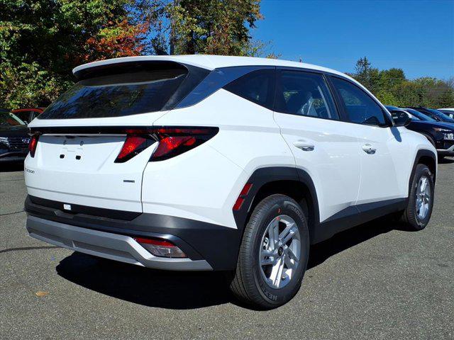 2026 Hyundai Tucson SE photo 4