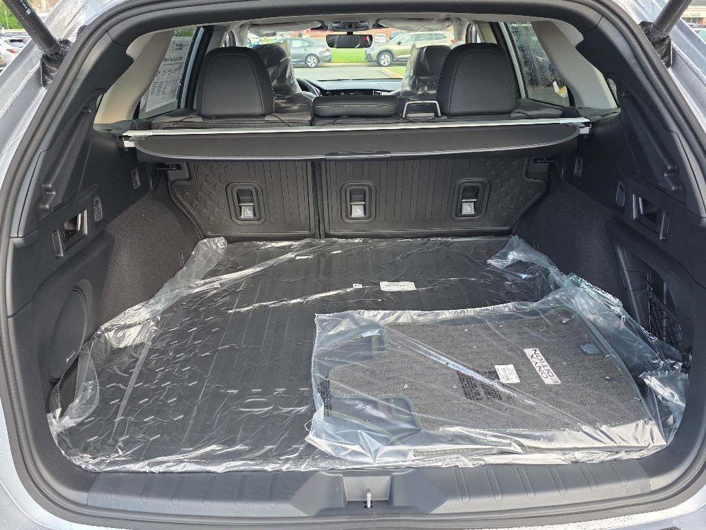 2025 Subaru Outback Onyx Edition photo 4