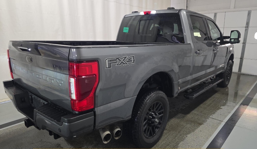 2022 Ford F-250 photo 3