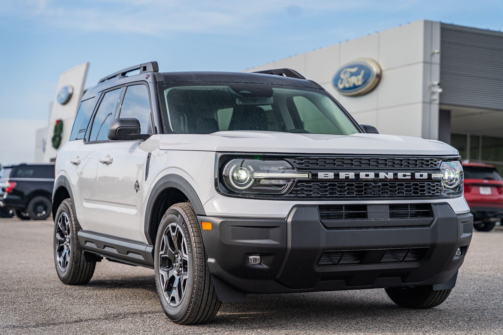 2025 Ford Bronco Sport Outer Banks's photo